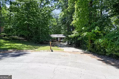 8997 Norwalk Court, Jonesboro, GA 30238 - Photo 5