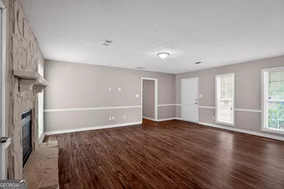 1767 Dunbarton Drive, Lithonia, GA 30058 - Photo 23