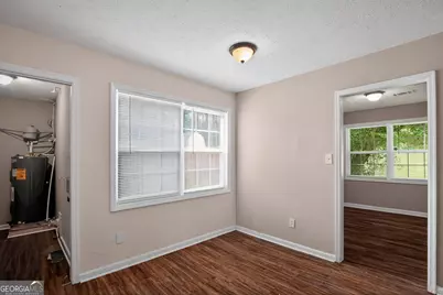 1767 Dunbarton Drive, Lithonia, GA 30058 - Photo 17