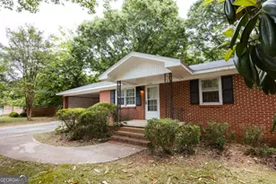 135 Cavalier Ct, Athens, GA 30606 - Photo 3