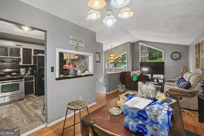 6930 Smoke Ridge Drive, Fairburn, GA 30213 - Photo 7
