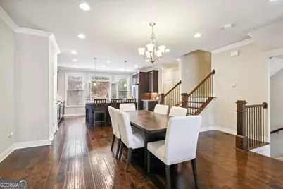 1056 Township Square, Alpharetta, GA 30022 - Photo 3