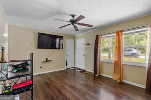 275 Green St E, Pelham, GA 31779 - Photo 3