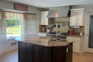 378 Clyde Ct, McDonough, GA 30252 - Photo 3