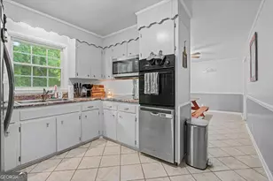 98 James St, Tallapoosa, GA 30176 - Photo 3