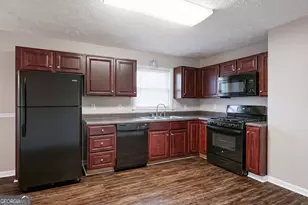 1481 Smokehouse Ln, Stone Mountain, GA 30088 - Photo 5