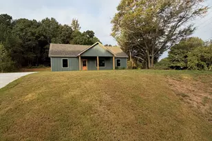 563 High Rd, Carnesville, GA 30521 - Photo 1