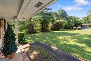 6366 Pine Frost Dr, Douglasville, GA 30135 - Photo 11