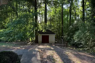 135 Taylor Len Dr, Lagrange, GA 30240 - Photo 7
