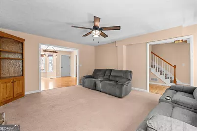 105 Hawk Ln, Carrollton, GA 30116 - Photo 7