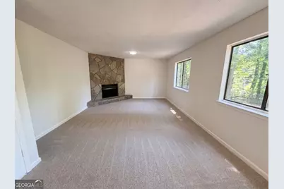 817 Greenhedge Way, Stone Mountain, GA 30088 - Photo 3