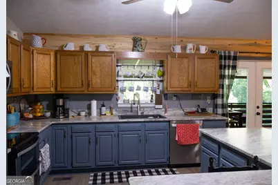179 Country Walk, Cleveland, GA 30528 - Photo 9
