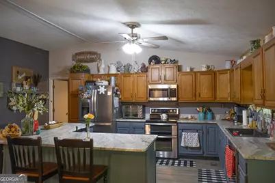 179 Country Walk, Cleveland, GA 30528 - Photo 15