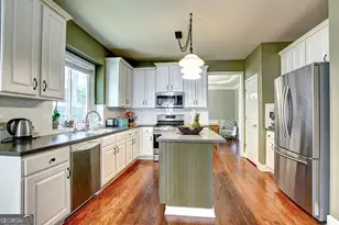 10995 10995 Kimball Crest Dr, Alpharetta, GA 30022 - Photo 7