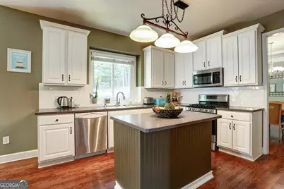 10995 10995 Kimball Crest Drive, Alpharetta, GA 30022 - Photo 9