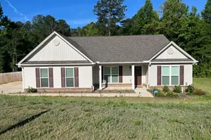 378 Riley Cir NW, Milledgeville, GA 31061 - Photo 1
