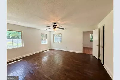 347 S College Street, Metter, GA 30439 - Photo 17