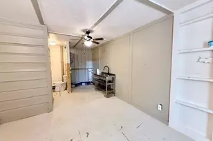 347 S College St, Metter, GA 30439 - Photo 33