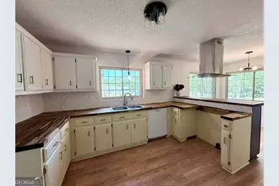 347 S College Street, Metter, GA 30439 - Photo 7