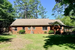 347 S College St, Metter, GA 30439 - Photo 37