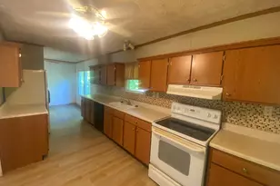 25 Stonewall St, Ball Ground, GA 30107 - Photo 9