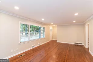 4090 Land O Lakes Dr NE, Atlanta, GA 30342 - Photo 19