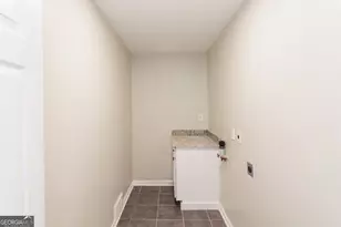 4090 Land O Lakes Dr NE, Atlanta, GA 30342 - Photo 27