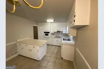 6092 Prestige Valley Road, Morrow, GA 30260 - Photo 3