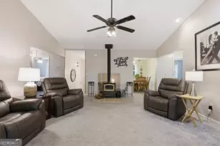 325 Springwood Dr, Clarkesville, GA 30523 - Photo 7