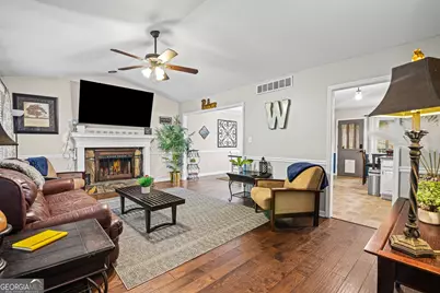 325 Presidential Drive, Dallas, GA 30157 - Photo 3