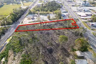 613 East Parker, Baxley, GA 31513 - Photo 1