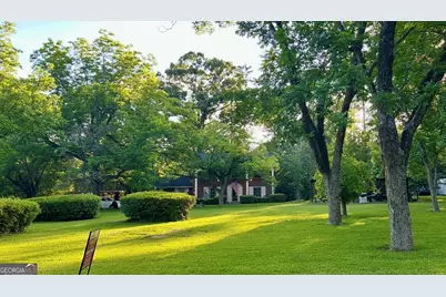 112 Geneva Street, Dublin, GA 31021 - Photo 3
