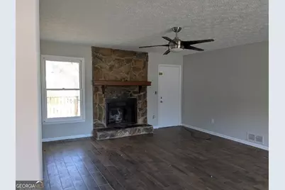 9473 Hidden Hollow Trail, Jonesboro, GA 30236 - Photo 3