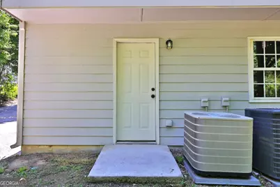 353 Fall View Court, Winder, GA 30680 - Photo 9