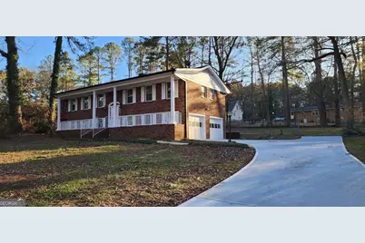 2349 Valley Way, Snellville, GA 30078 - Photo 5