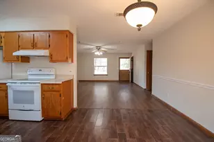 107 Summerfield Dr, Kingsland, GA 31548 - Photo 3
