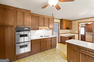 121 S Ole Hickory Trail, Carrollton, GA 30117 - Photo 17