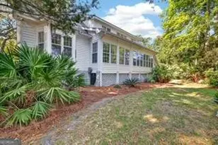 222 Five Pounds Rd, Saint Simons, GA 31522 - Photo 9