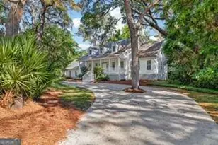 222 Five Pounds Rd, Saint Simons, GA 31522 - Photo 3