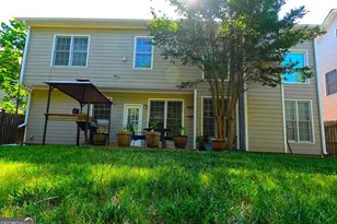 392 Cherry Tree Ln, Marietta, GA 30066 - Photo 7