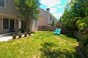 392 Cherry Tree Ln, Marietta, GA 30066 - Photo 5