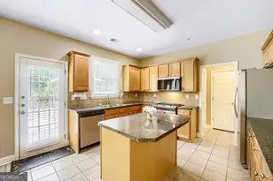 392 Cherry Tree Ln, Marietta, GA 30066 - Photo 15