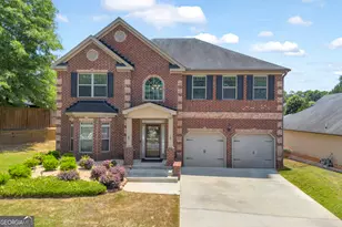 90 Waters Edge Ln, Covington, GA 30014 - Photo 1