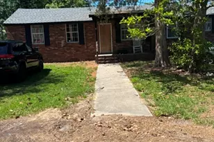 210 Cedar St, Claxton, GA 30417 - Photo 1