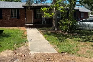 210 Cedar St, Claxton, GA 30417 - Photo 3