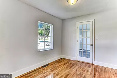 1928 Skidaway Road, Savannah, GA 31404 - Photo 11