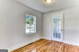 1928 Skidaway Rd, Savannah, GA 31404 - Photo 11