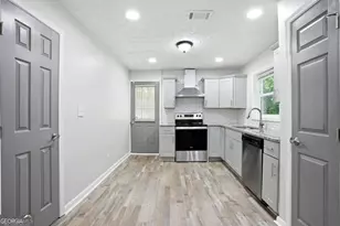 923 Redford Dr SE, Atlanta, GA 30315 - Photo 9