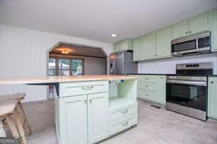 105 Sharp Dr, Carrollton, GA 30117 - Photo 19