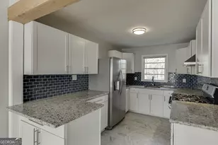 300 Forest St, Buford, GA 30518 - Photo 9